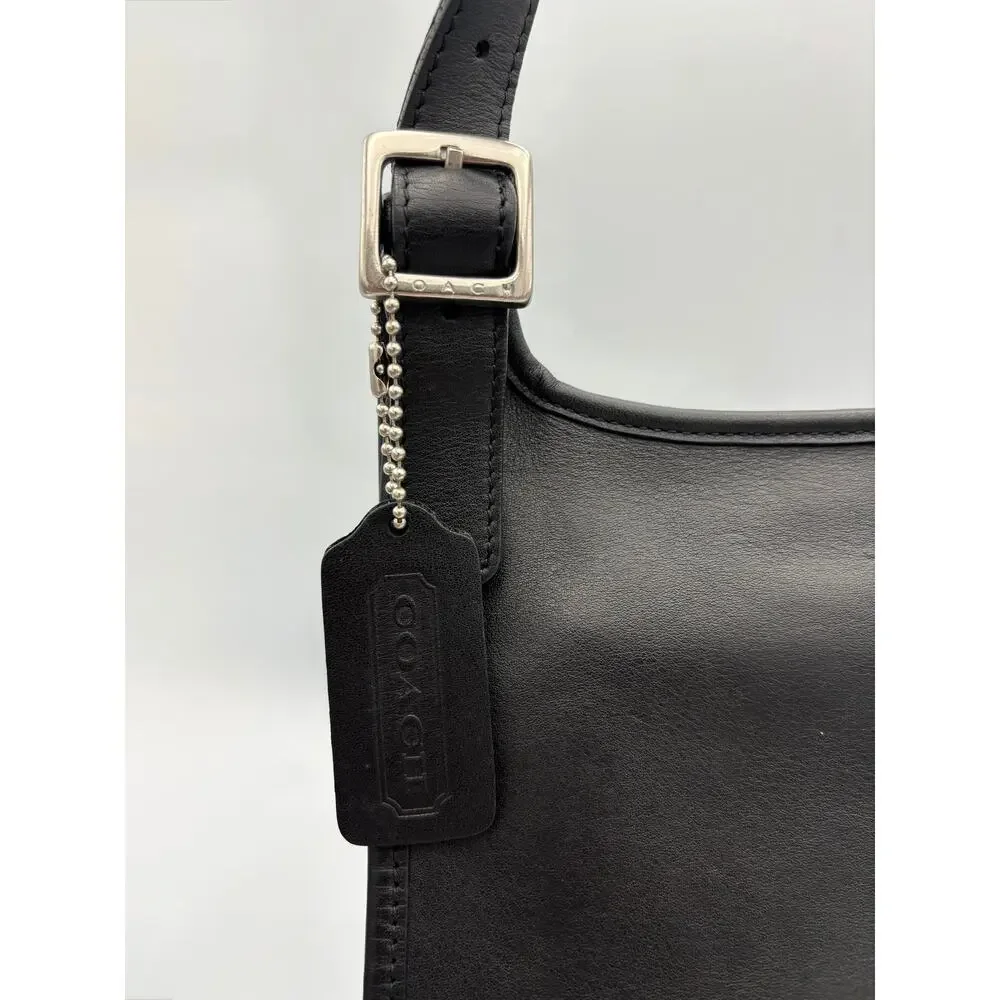 Coach 9131 Saddle Flap Crossbody | 90s Leather Hippie Bag | Vintage Minimal - Picture 6 of 16